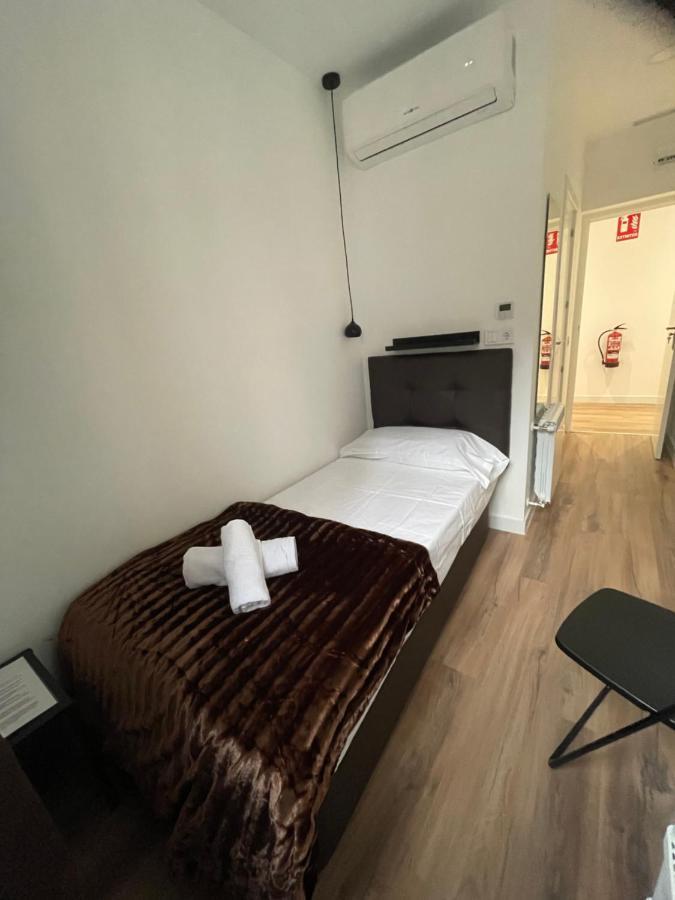 Hostal Arenal マドリード エクステリア 写真